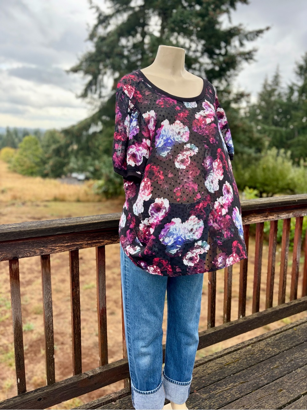 Torrid Pink & Black Floral Short Sleeve Blouse Size 3X Feminine Cottagecore